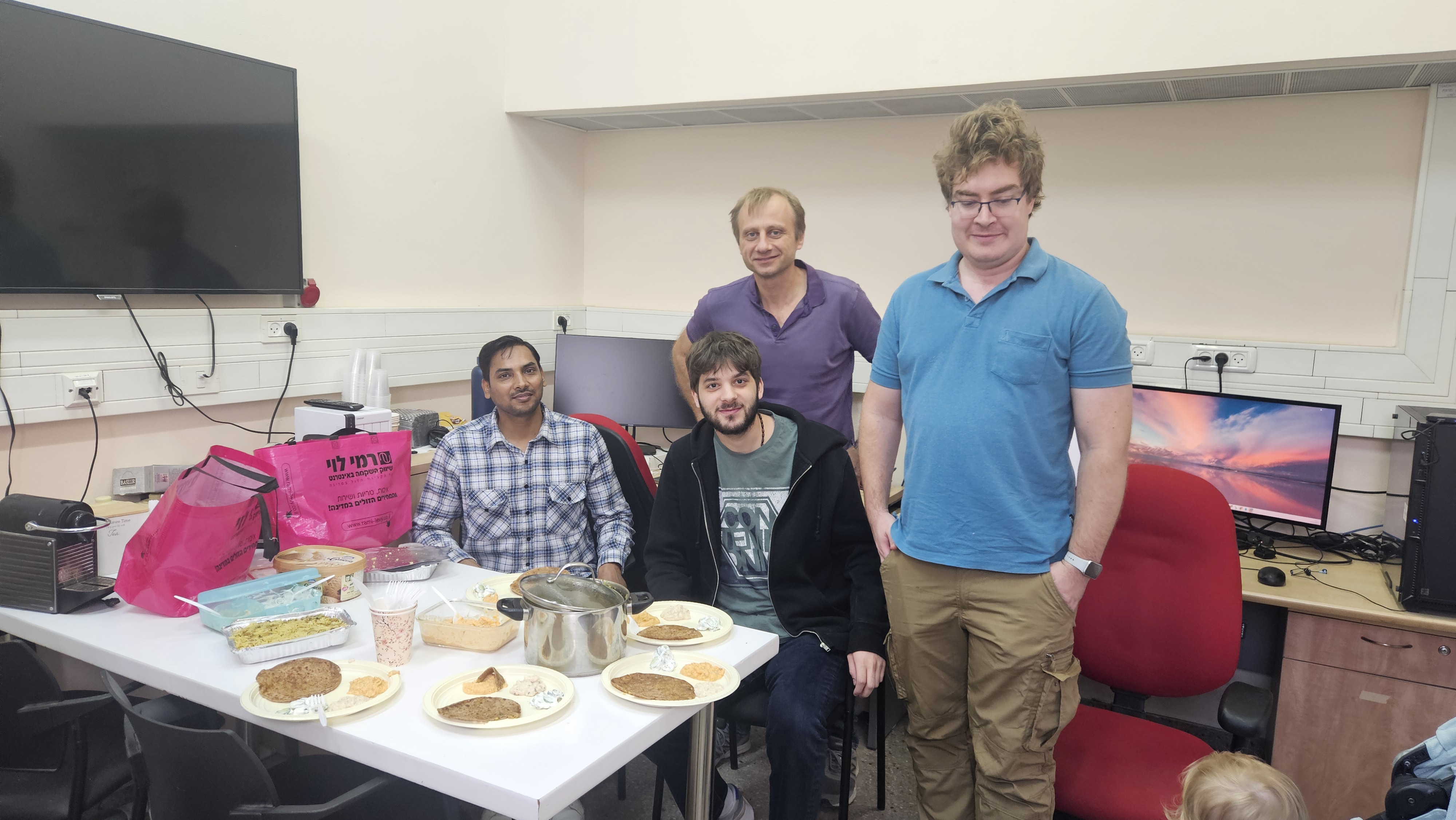 Tasting Indian food in the lab - photo 1